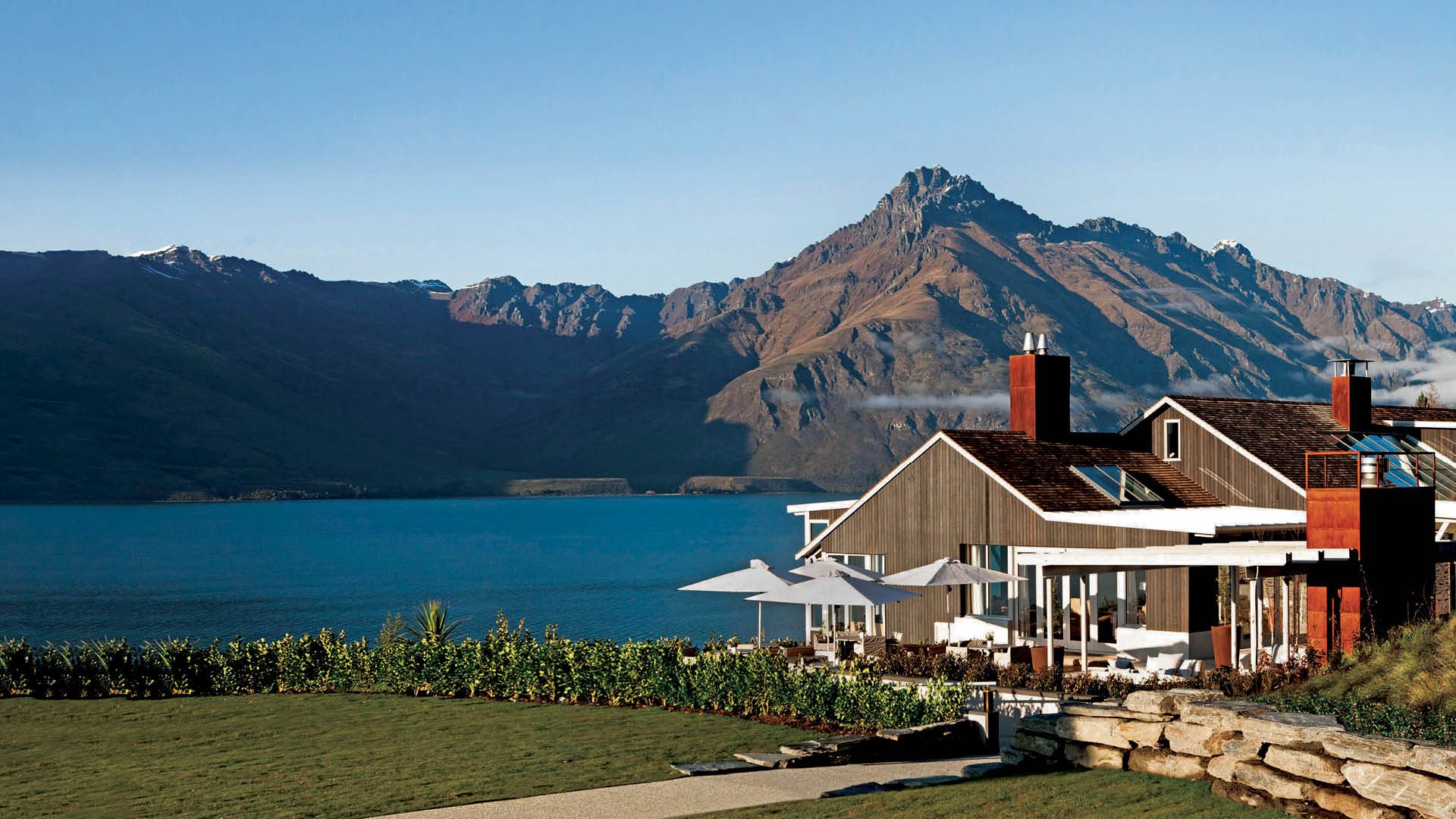 Luxury Lodges of New Zealand by Private Jet | Captain&#39;s Choice